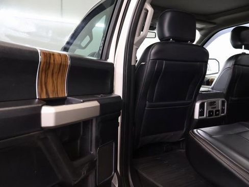 Used 2018 Ford F150 Lariat w/ Equipment Group 502A Luxury image 30