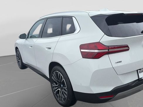 Used 2025 BMW X3 xDrive30 AWD/4WD image 3
