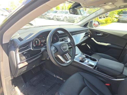Used 2023 Audi Q8 Prestige AWD/4WD image 22