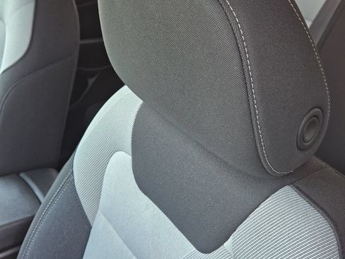New 2026 Chevrolet Trax LS w/ LS Convenience Package FWD image 16