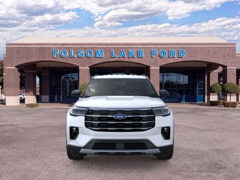New 2026 Ford Explorer Active w/ Active Comfort Package AWD/4WD image 6