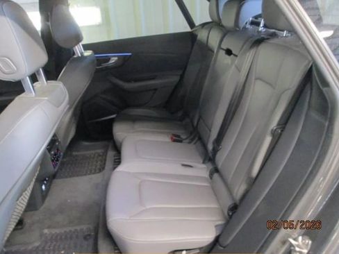 Used 2019 Audi Q8 Premium Plus image 49