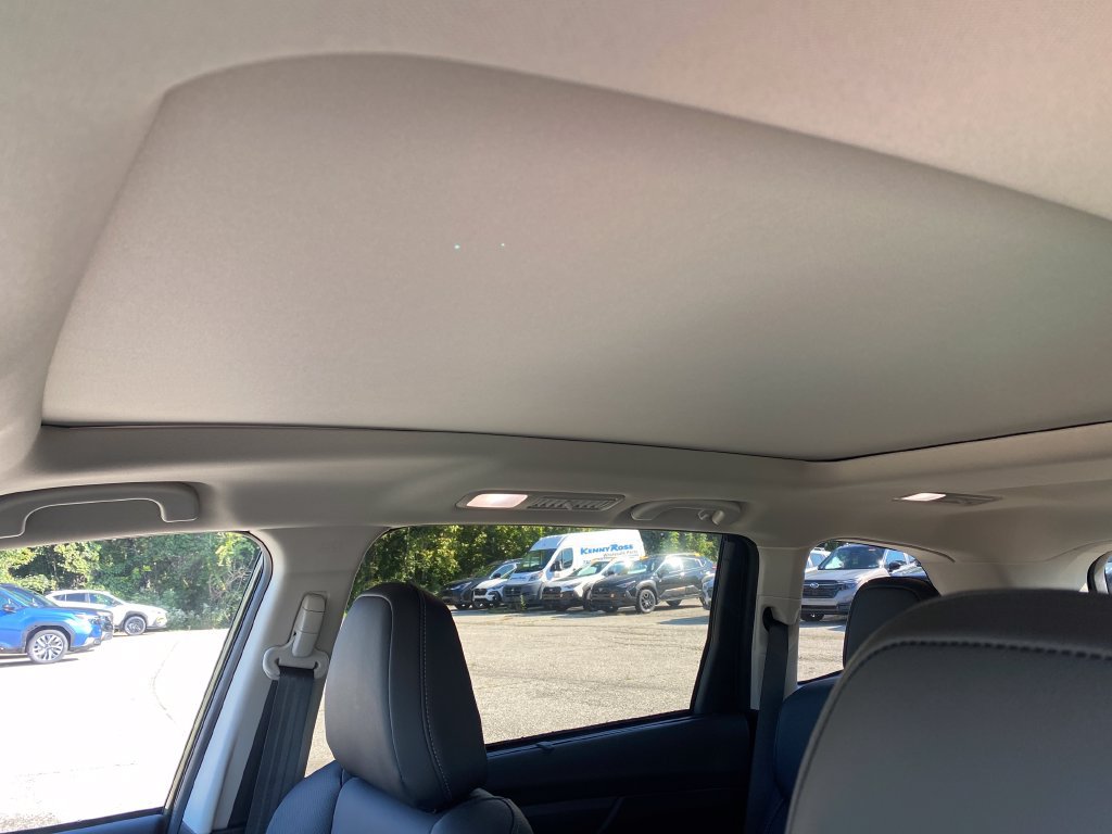 New 2026 Subaru Ascent Limited AWD/4WD image 11