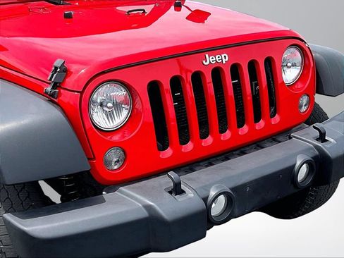 Used 2015 Jeep Wrangler Unlimited Sport AWD/4WD image 22