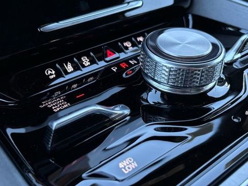 New 2026 Jeep Grand Wagoneer L Limited image 42