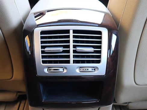 Used 2010 Mercedes-Benz S 550 image 25