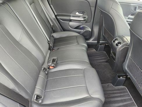 Used 2022 Mercedes-Benz GLA 250 GLA 250 image 31