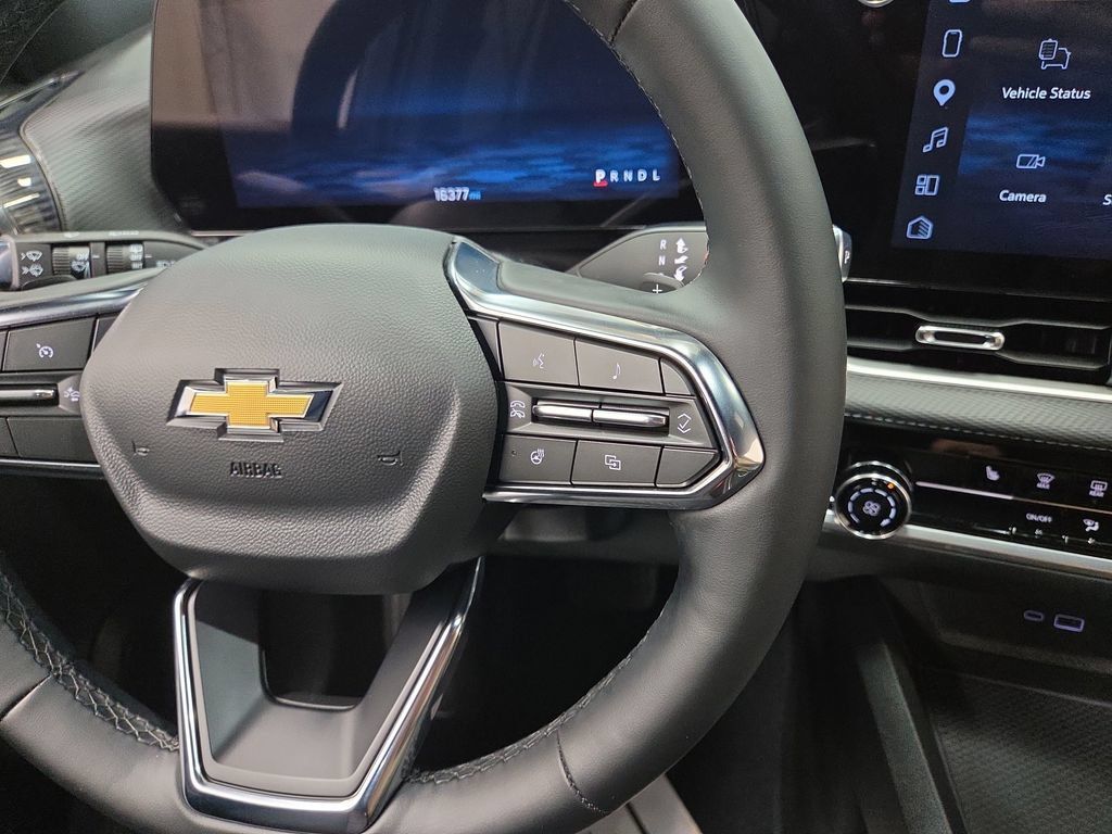 Used 2026 Chevrolet Equinox LT AWD/4WD image 18
