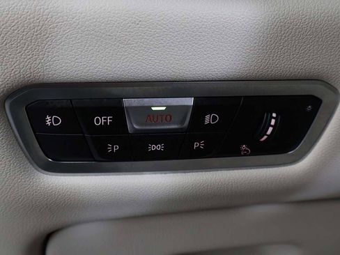 Used 2021 BMW X5 xDrive40i w/ Premium Package 2 image 44