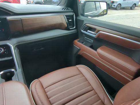 Used 2022 GMC Sierra 1500 Denali Ultimate AWD/4WD image 15