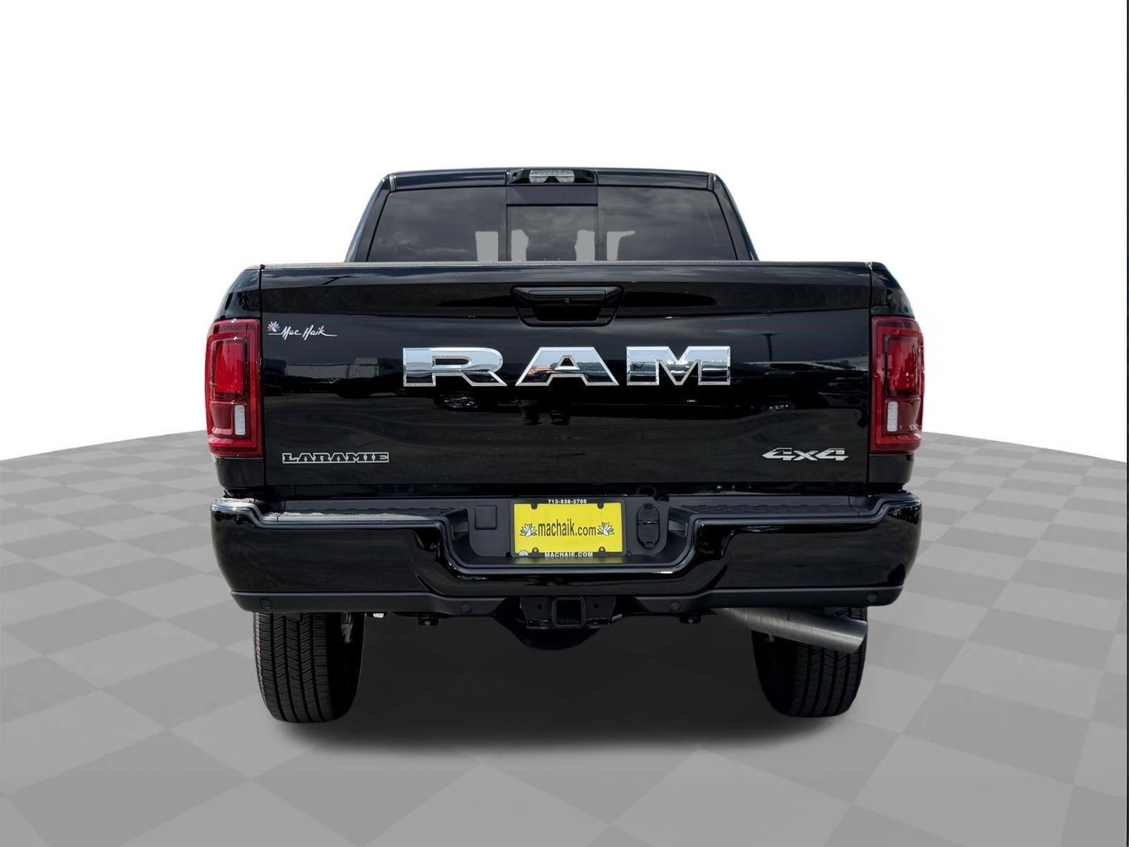 Used 2025 RAM 2500 Laramie AWD/4WD image 4