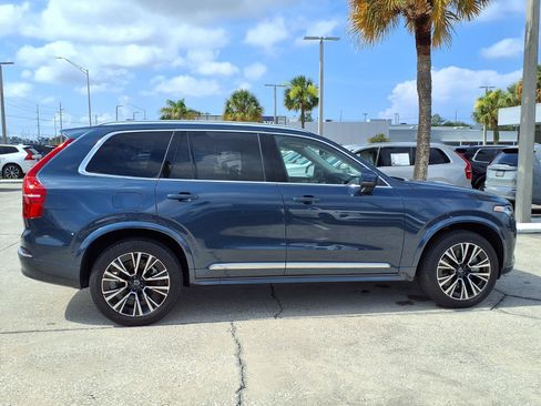Certified 2025 Volvo XC90 T8 Plus w/ Protection Package Premier AWD/4WD image 8