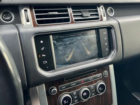 Used 2016 Land Rover Range Rover HSE image 20