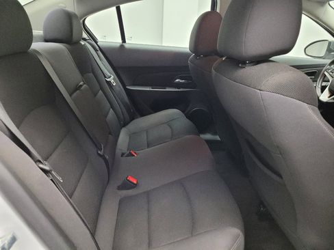 Used 2014 Chevrolet Cruze LT FWD image 19