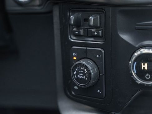 Used 2021 Ford F150 Platinum w/ Equipment Group 701A High image 32