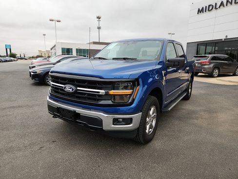 Used 2025 Ford F150 XLT w/ Equipment Group 301A Standard AWD/4WD image 3