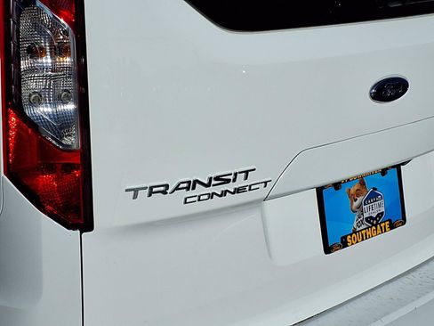 Used 2022 Ford Transit Connect XLT FWD image 23