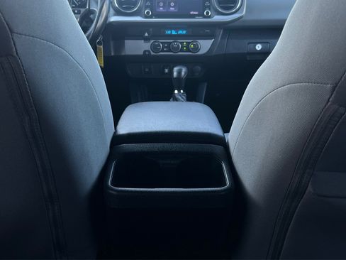 Used 2021 Toyota Tacoma SR5 image 32