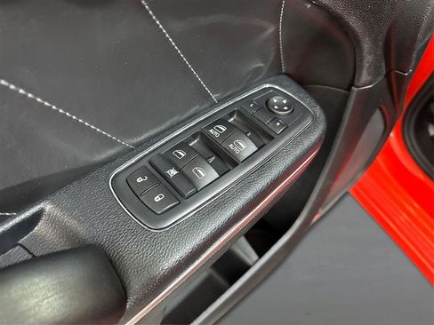 Used 2016 Dodge Charger R/T image 29