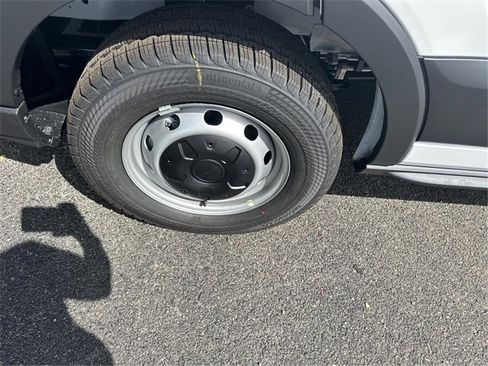 New 2025 Ford Transit 250 Low Roof image 14