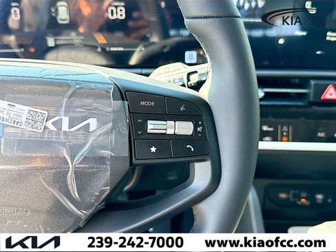 New 2026 Kia Sportage EX w/ EX Panorama Roof Package FWD image 36