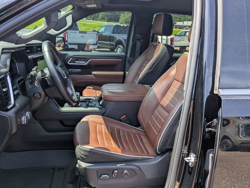 Used 2024 GMC Sierra 1500 Denali Ultimate AWD/4WD image 5