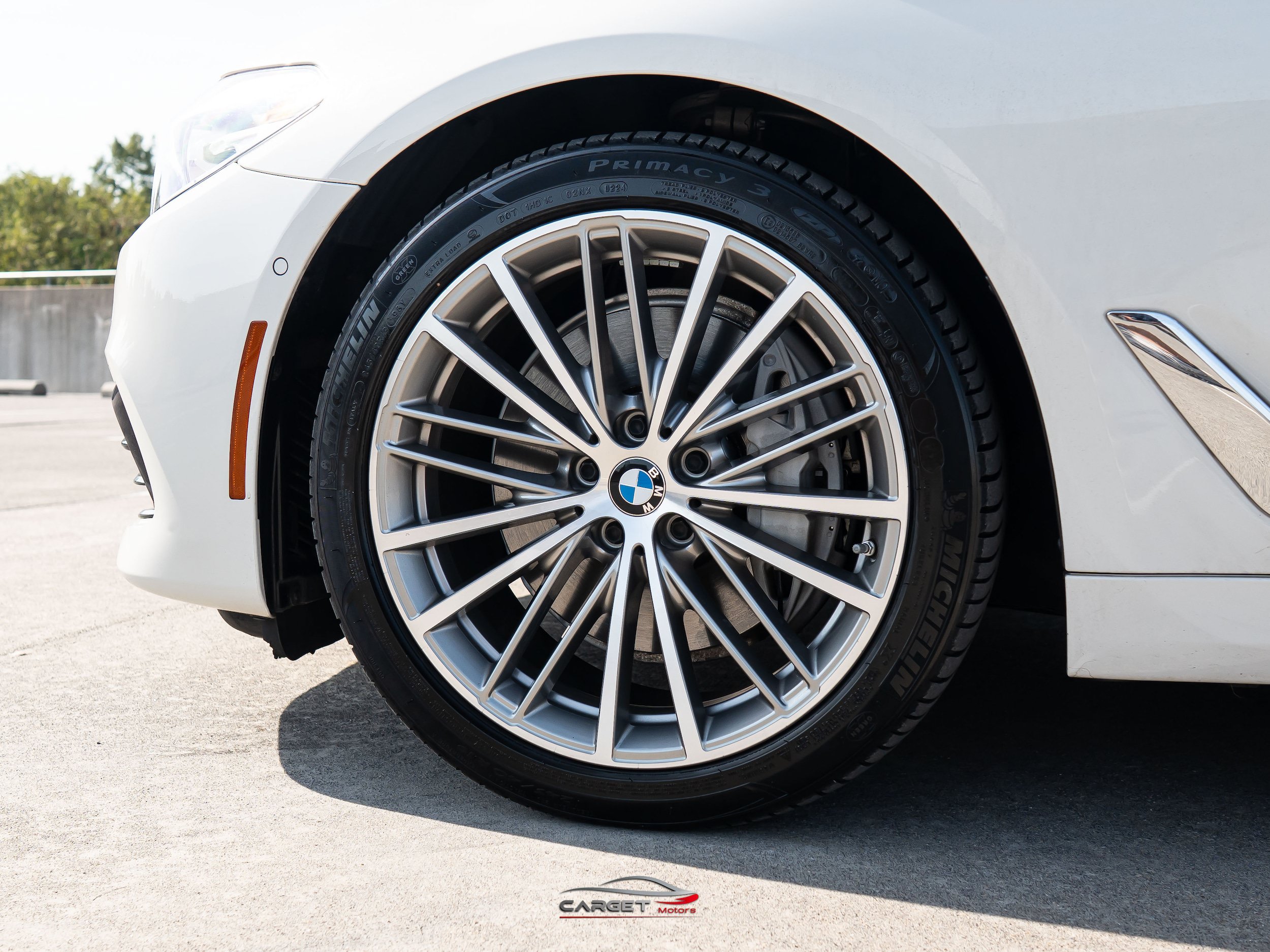Used 2020 BMW 540i w/ Premium Package RWD image 10