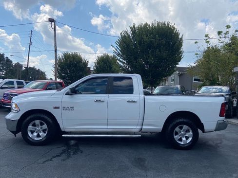 Used 2015 RAM 1500 Classic SLT image 9