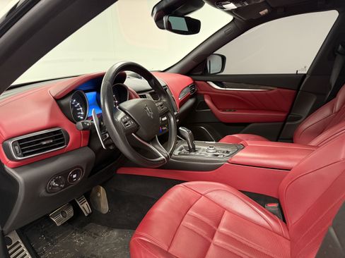 Used 2019 Maserati Levante S GranSport AWD/4WD image 9