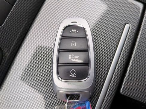 Certified 2022 Hyundai Santa Fe SEL image 28