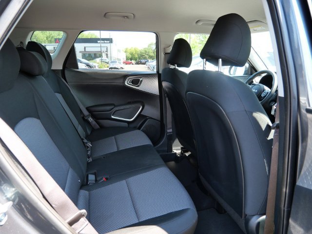 Used 2025 Kia Soul LX FWD image 9