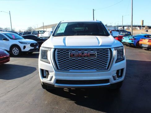 Used 2024 GMC Yukon XL Denali image 11