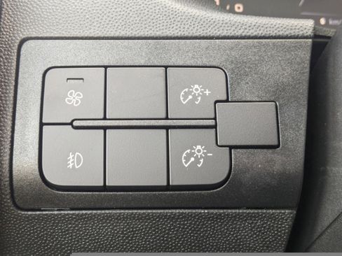 New 2025 RAM ProMaster 3500 w/ Leather Interior Group image 33