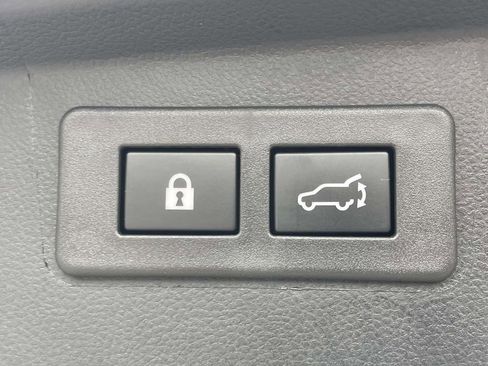 Certified 2025 Subaru Outback Onyx Edition XT w/ Popular Package #2 image 11