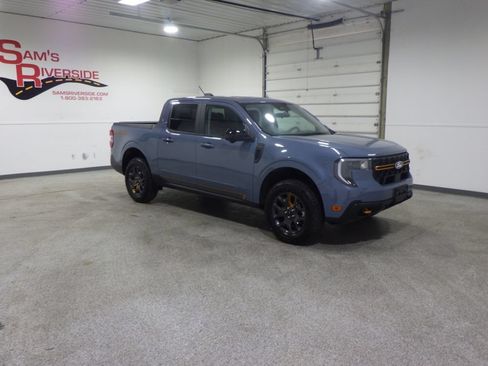 Used 2025 Ford Maverick Tremor AWD/4WD image 5