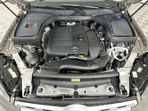 Used 2021 Mercedes-Benz GLC 300 image 30