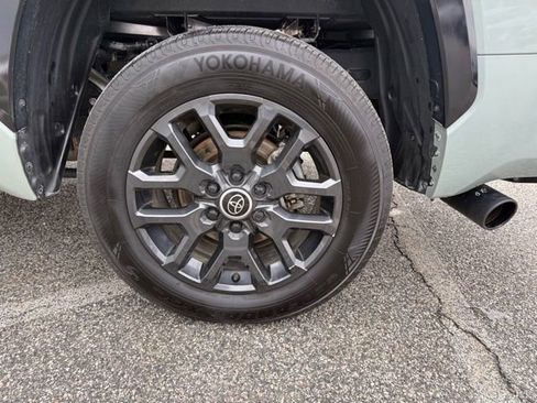 Used 2024 Toyota Tundra Platinum image 12