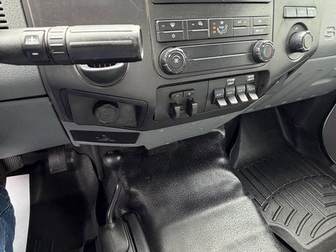 Used 2015 Ford F350 XL w/ Power Equipment Group image 36