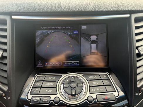 Used 2013 INFINITI FX37 AWD w/ Premium Pkg image 31