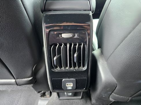 Used 2024 Jeep Compass Limited AWD/4WD image 10