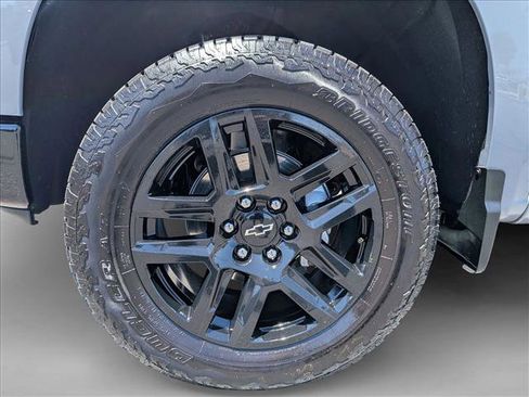Used 2025 Chevrolet Silverado 1500 Custom Trail Boss AWD/4WD image 29