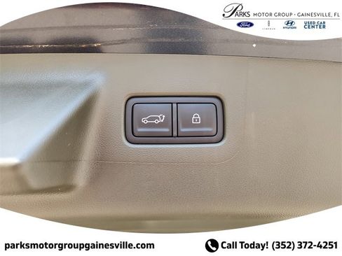 New 2025 Hyundai Santa Fe Calligraphy image 9