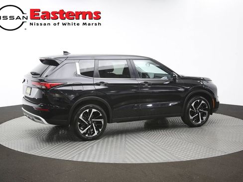 Used 2024 Mitsubishi Outlander AWD image 42