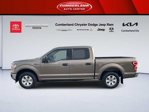 Used 2018 Ford F150 XLT w/ Trailer Tow Package image 4