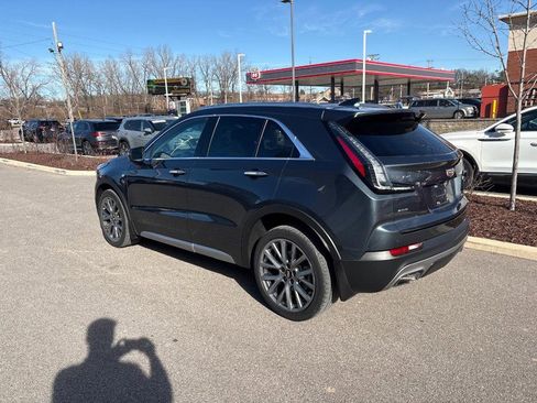 Used 2020 Cadillac XT4 Premium Luxury image 2