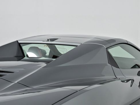 Used 2023 Chevrolet Corvette Stingray Premium Conv w/ Z51 Performance Package RWD image 19