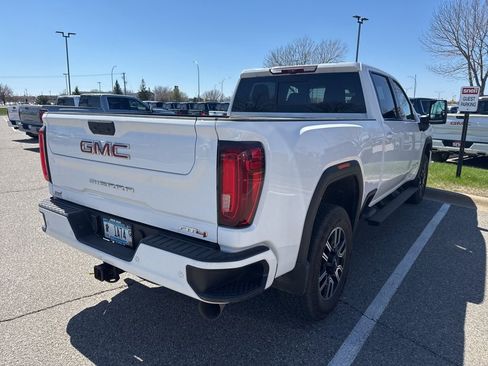Used 2021 GMC Sierra 3500 AT4 w/ AT4 Premium Plus Package image 4