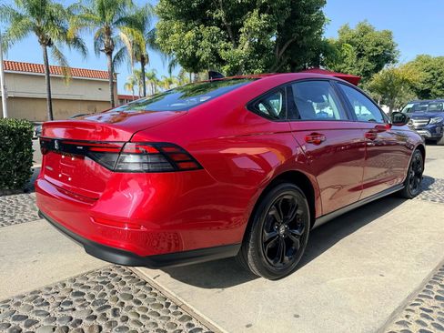 Used 2025 Honda Accord SE image 5