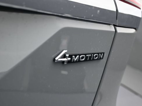 Used 2025 Volkswagen Atlas SEL Premium R-Line AWD/4WD image 37