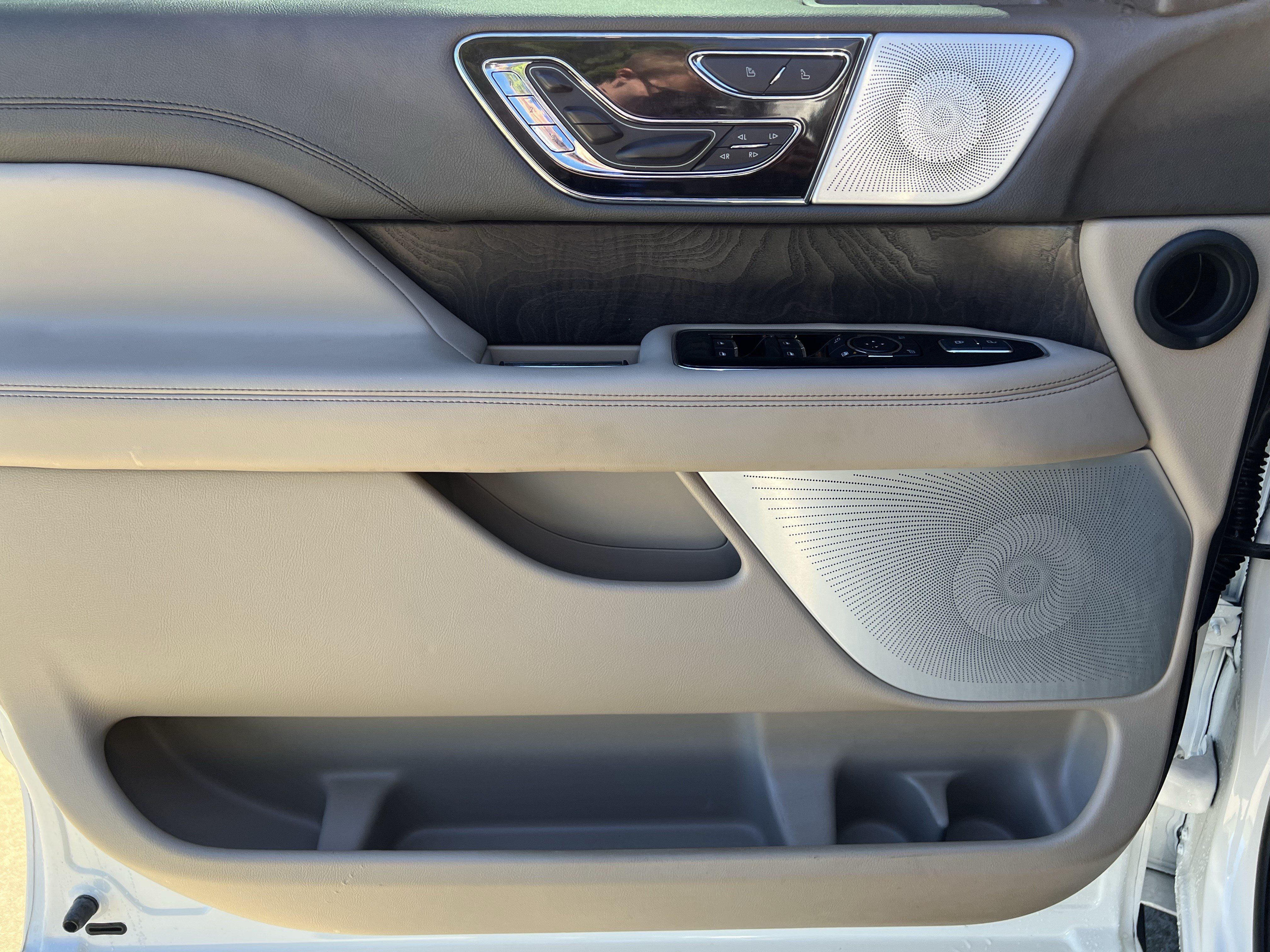 Used 2024 Lincoln Navigator L Reserve AWD/4WD image 14